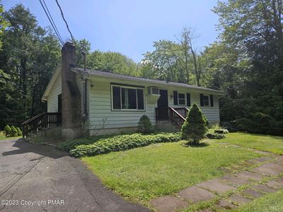 301 Stillwater Dr, Pocono Summit, PA, 18346