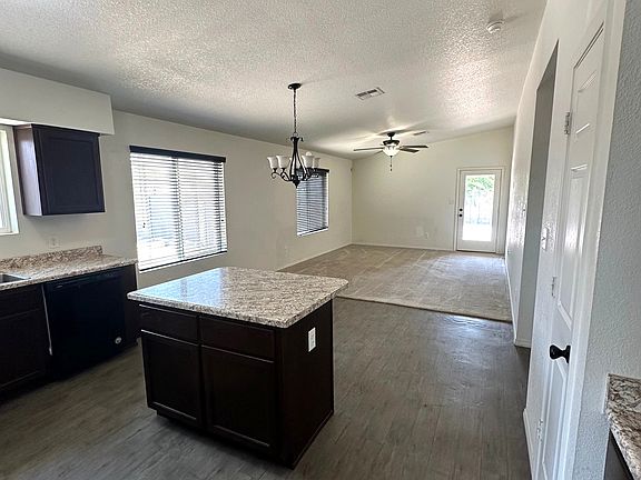 5th image of 4434 S Cedar Ave