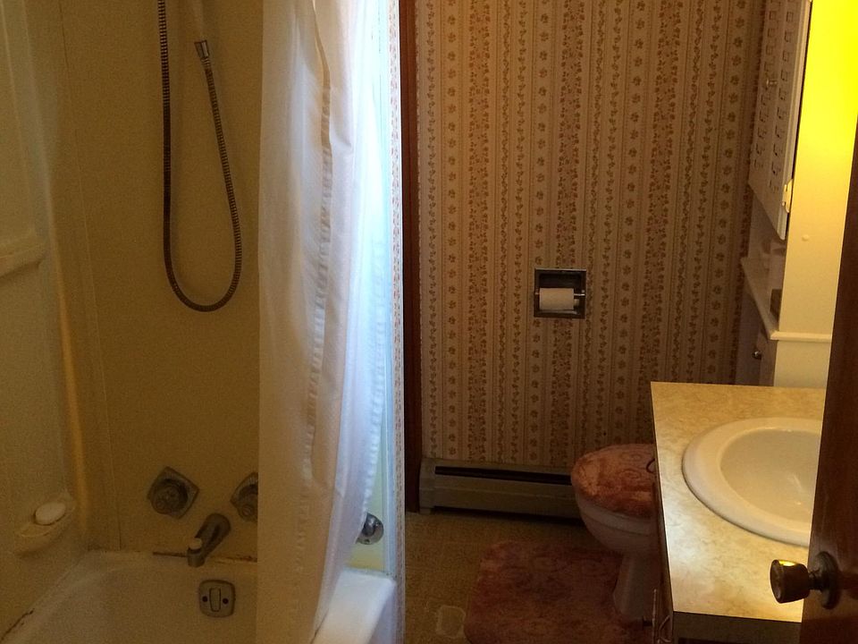 1st image of 84 Walnut St