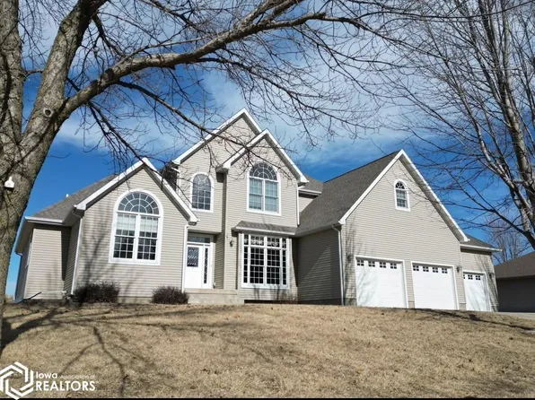 304 W 7th St, Wall Lake, IA 51466