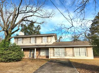 107 Shawnee Ct, Dothan, AL 36303