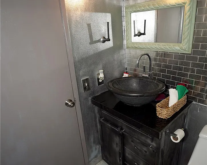 18954 Sherman Way #3 — Photo 12