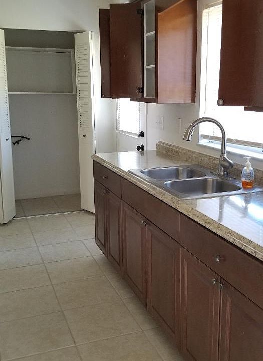 2nd image of 10229 SW 84th Avenue Rd