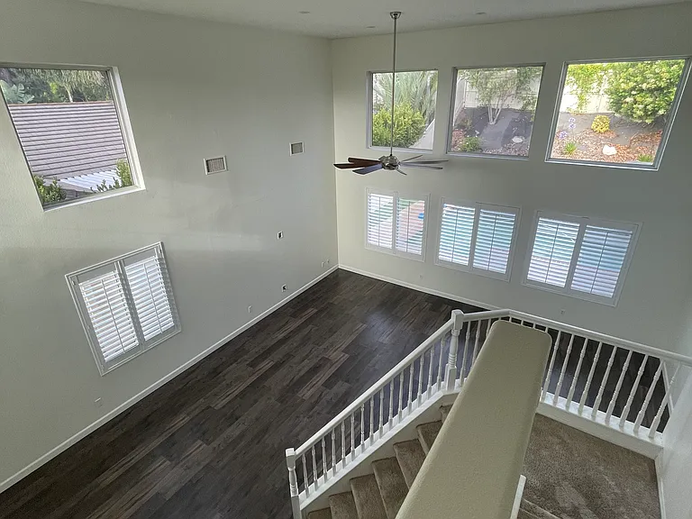 211 Twin Falls Ct — Photo 15