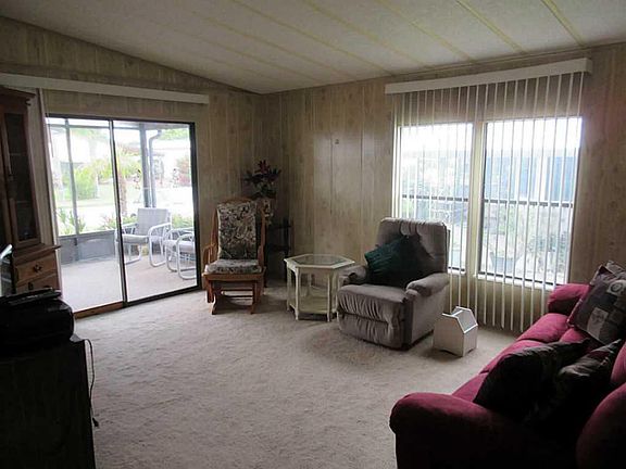 5th image of 7595 SE Independence Avenue #1