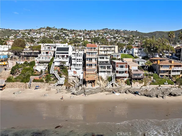 1045 Gaviota Dr #B, Laguna Beach, CA 92651