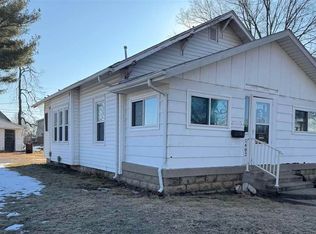 1402 S 5th St, Clinton, IN 47842