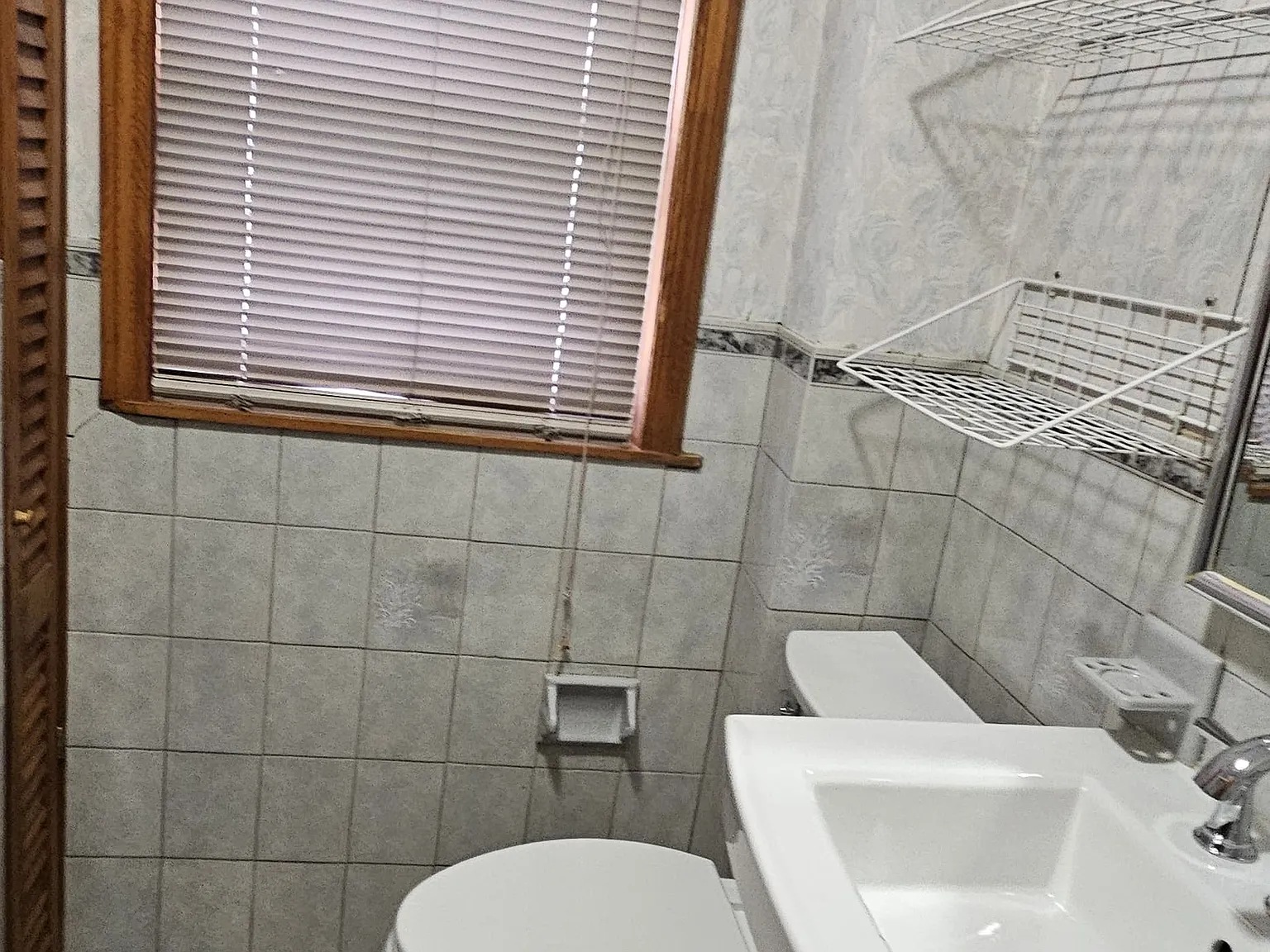 3 bed, 1000 sqft, $2,600 — Photo 3