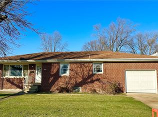 115 W 5th St, Tilton, IL 61833