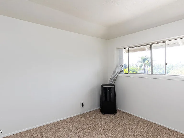 964 Atchison St #C — Photo 14