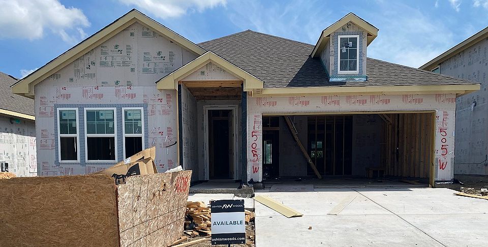 Quick Move In Home by Ashton Woods
