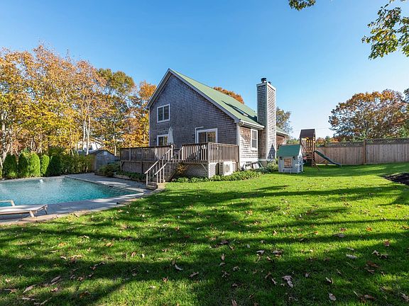 2nd image of 87 Bay View Dr W