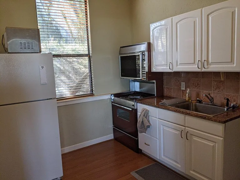 1225 Waterway Ln #A — Photo 11