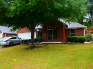 119 Settlers Ct, Palestine, TX 75801