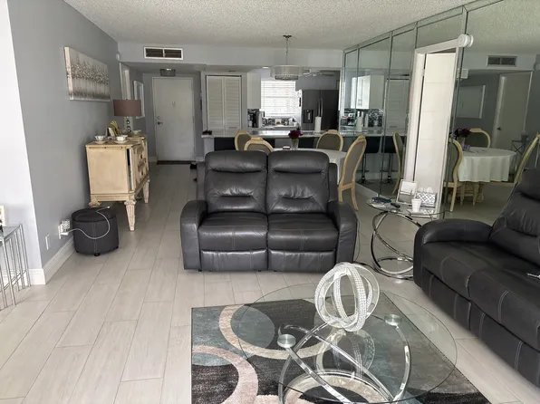 6200 NW 2nd Ave, Boca Raton, FL