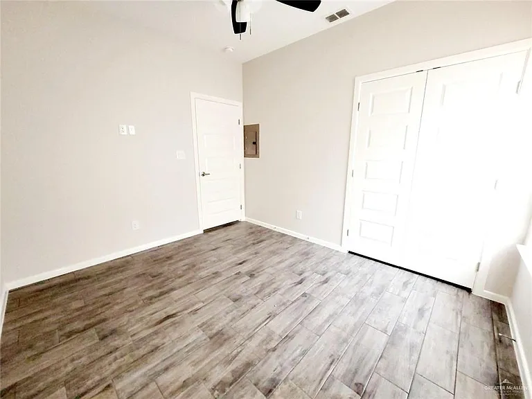 5805 Swallow Ave #3 — Photo 14