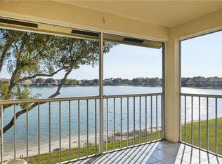 7760 Emerald CIR #S202, NAPLES, FL 34109