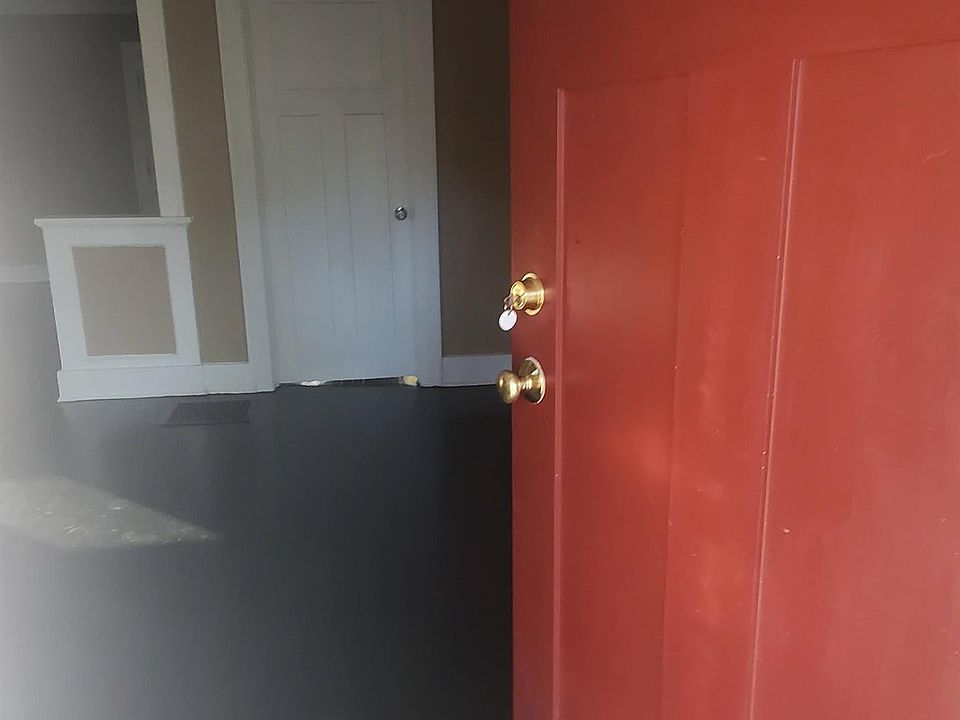 1st image of 1838 E 69th St