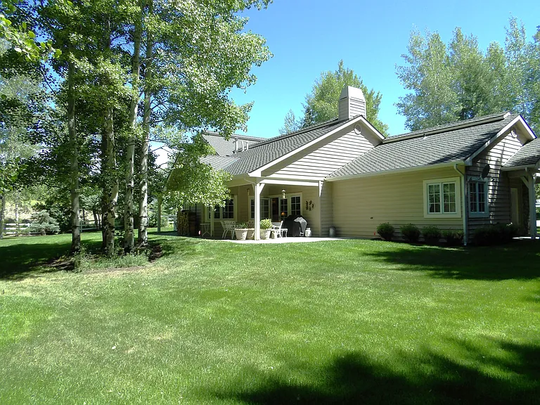 11 Willow Rd — Photo 14