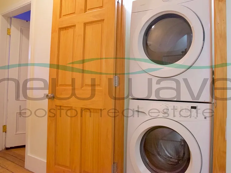 1615 Tremont St #1 — Photo 11