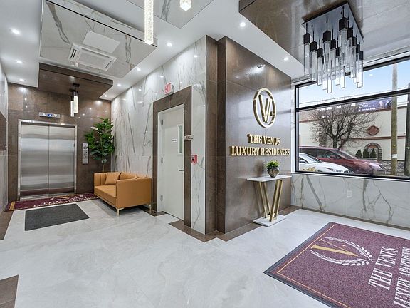 3rd image of 8800 Kennedy Blvd #302