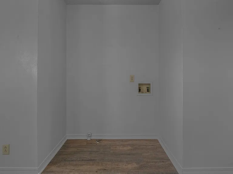 103 Naydonlin Dr — Photo 10