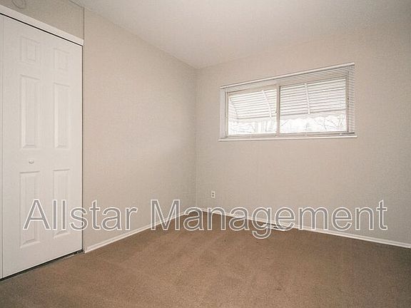 5th image of 13187 Richards Dr