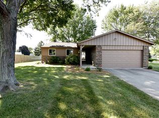 8607 Amy Ln, Indianapolis, IN 46256