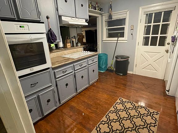 2nd image of 1007 W Tucker Blvd