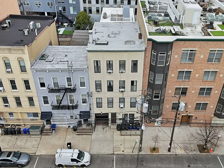 509 Monroe St #3L — Photo 18