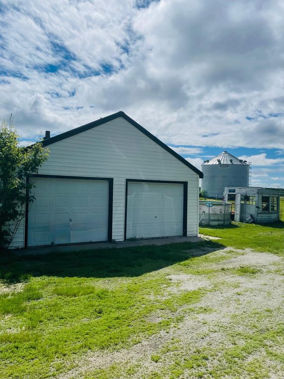 26924 600th Ave, Warroad, MN - View 3