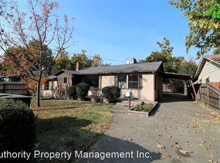 2940 Mahan St, Redding, CA 96001