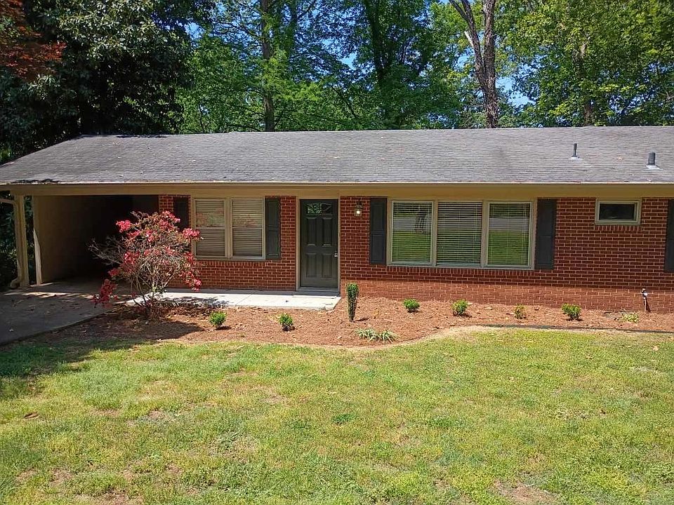 1st image of 202 Baker Dr