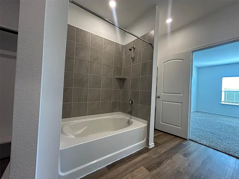 1739 Royal Rim Dr — Photo 13