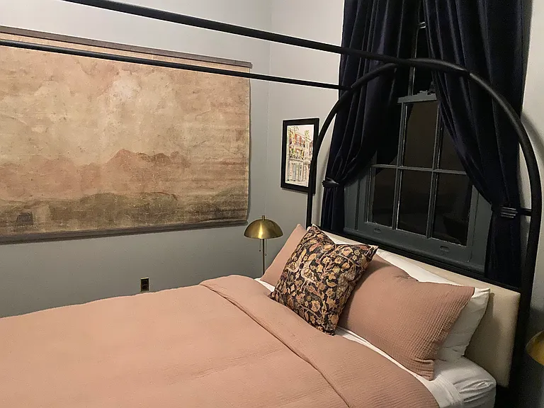Queen Bedroom