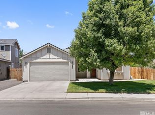 892 Garnet Way, Fernley, NV 89408