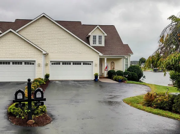 59 Brooke Dr, Union Hall, VA 24176