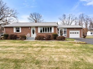 5 Kent St, West Springfield, MA 01089