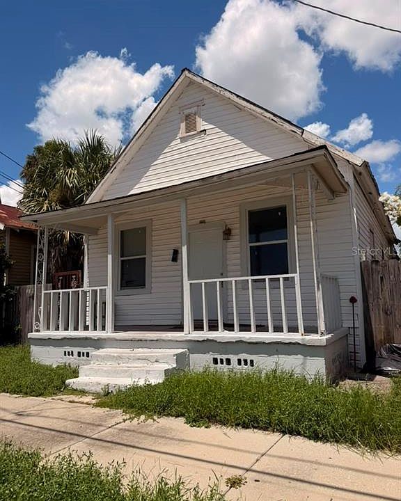 1st image of 2323 W CHESTNUT STREET