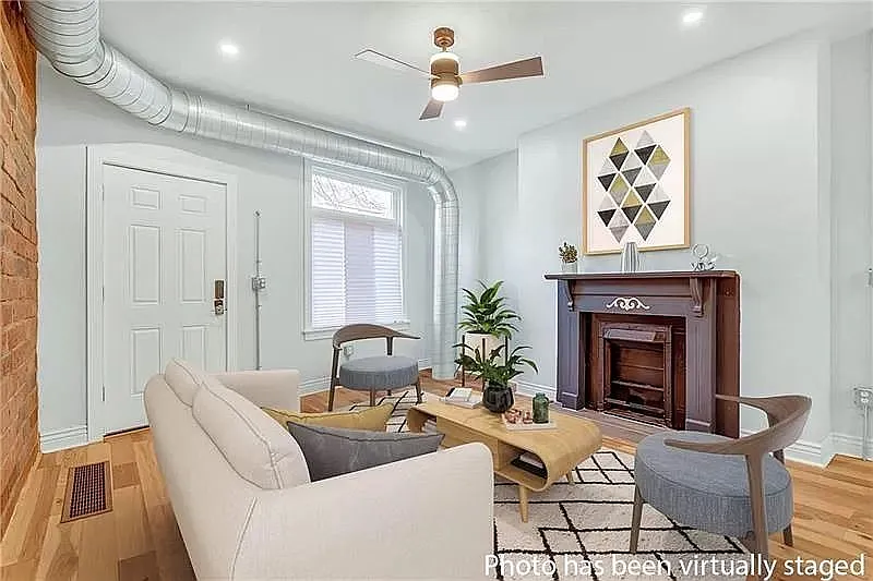 2 bed, 2.0 bath, 1004 sqft, $2,500 — Photo 3