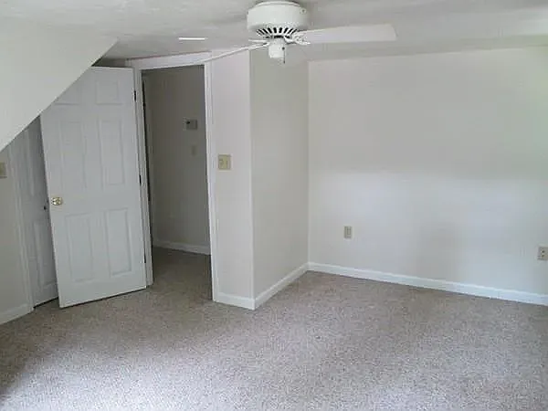 20 Lakeview Ave #2 — Photo 6