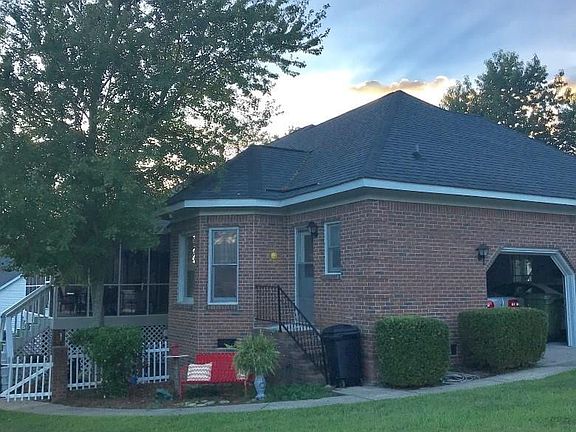 2nd image of 805 Moss Creek Dr