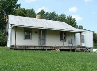 1085 Hole Rd, Danbury, NC 27016