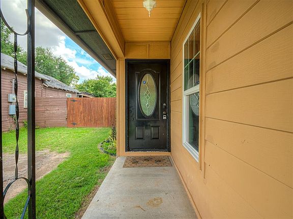 5th image of 503 W Owens St