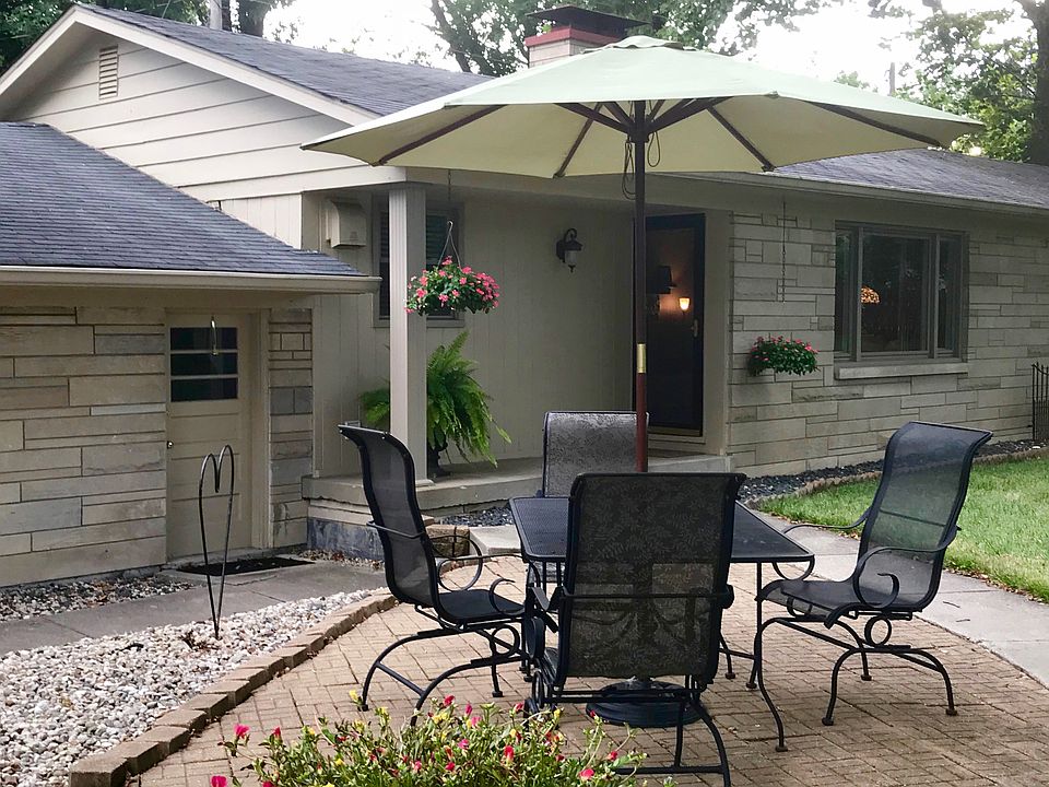 1st image of 485 Tailholt Ln