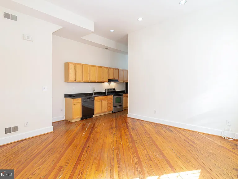 1213 12th St NW #A — Photo 23