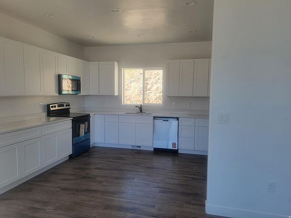 5th image of 326 E Sage Cir S