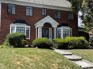 3212 161st St, Flushing, NY 11358