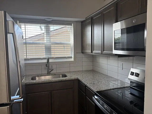 3348 Valhalla Dr