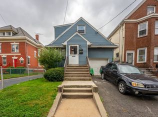 922 E Jersey St, Elizabeth, NJ 07201
